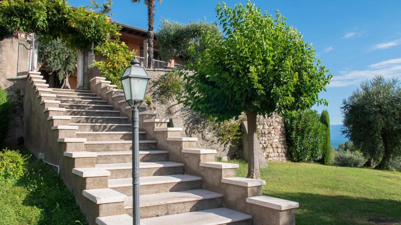 Castello Belvedere Apartments Десенцано дел Гарда Екстериор снимка