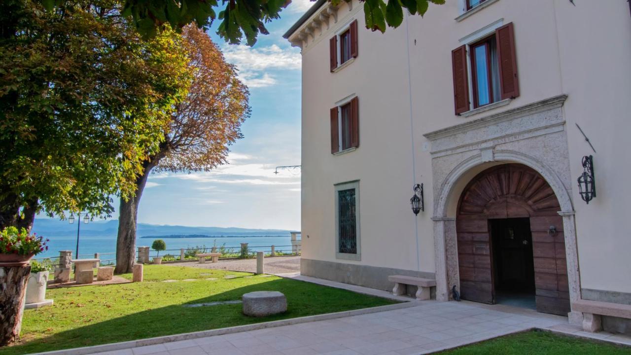 Castello Belvedere Apartments Десенцано дел Гарда Екстериор снимка