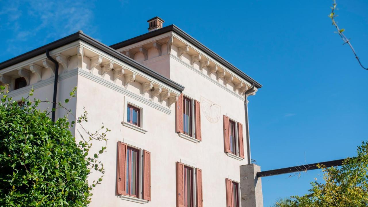 Castello Belvedere Apartments Десенцано дел Гарда Екстериор снимка