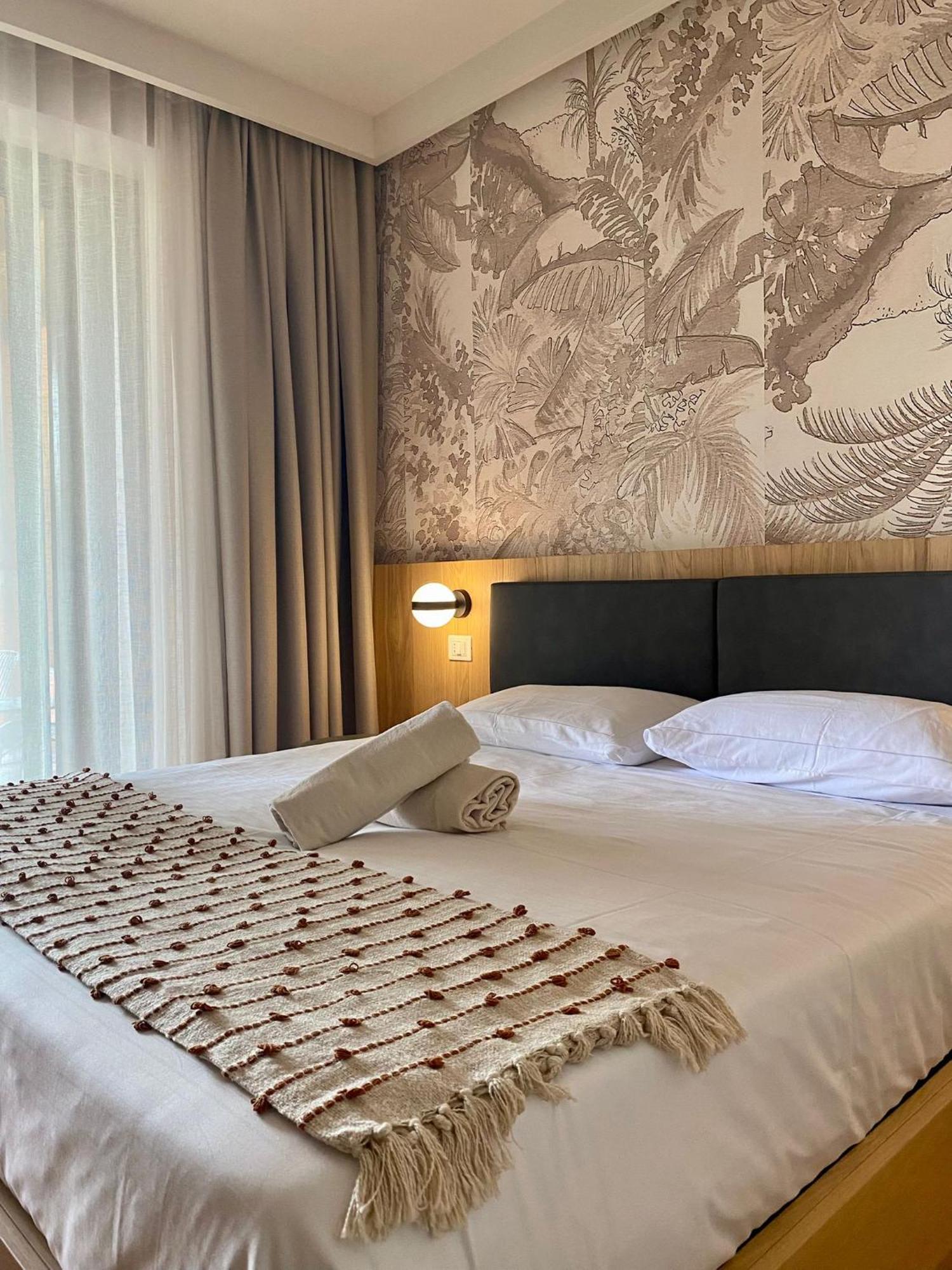 Castello Belvedere Apartments Десенцано дел Гарда Екстериор снимка